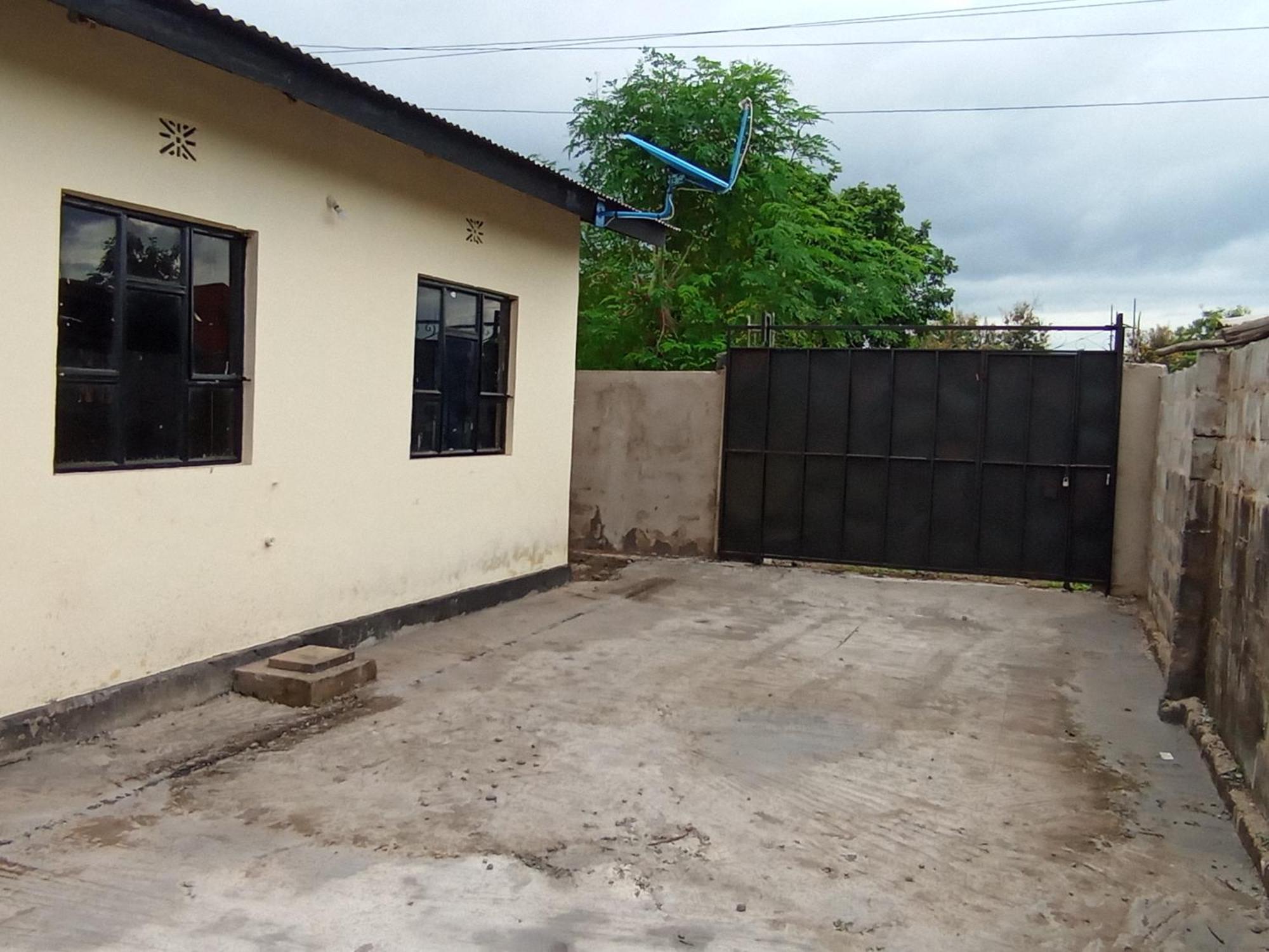 Boma la Ngombe Airb&B Homestay מראה חיצוני תמונה
